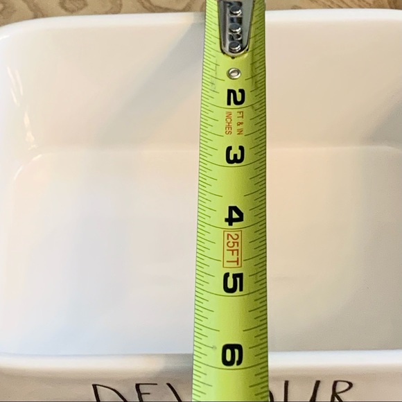 💥PRICE ⬇️💥Rae Dunn DEVOUR Food Storage Container - Picture 5 of 7